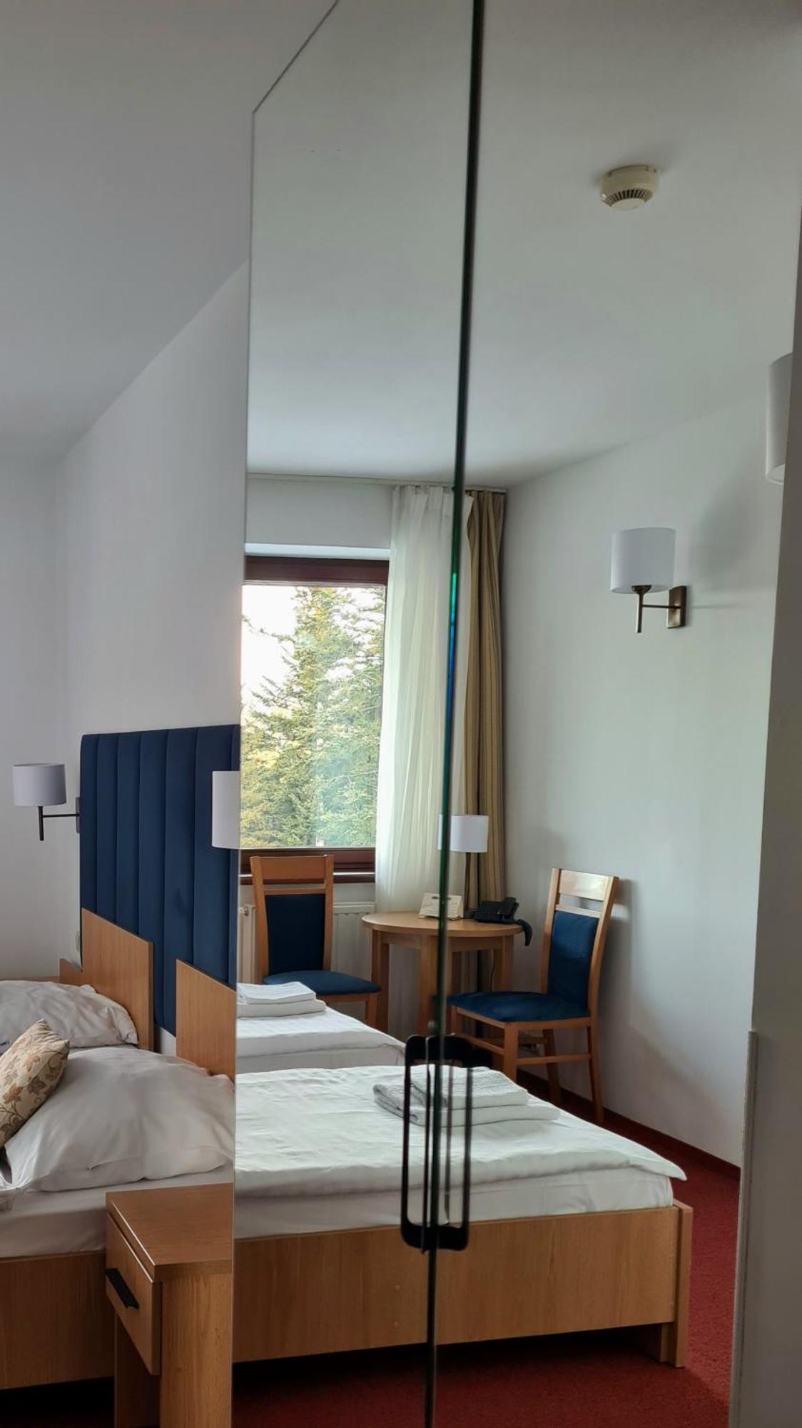 Готель Ski Hotel 3*